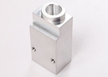 機械部品のためのアルミニウム高精度 CNC の機械化の回転